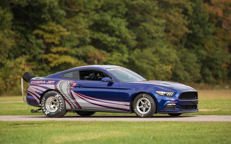 Ford Mustang Cobra Jet Drag Car 2016 года  (фото 12 из 17)